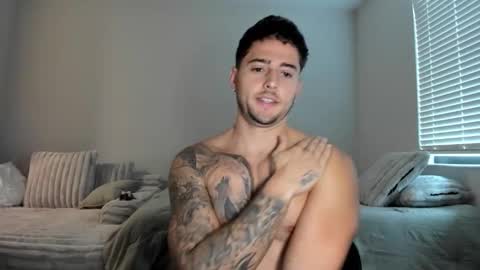 Snapshot of zaylanez chatting on 01-13-26, 07:19 Zay lanez online show from 01-13-26, 07:19