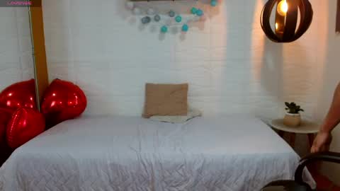 zayn_clausen online show from 04-15-26, 07:58