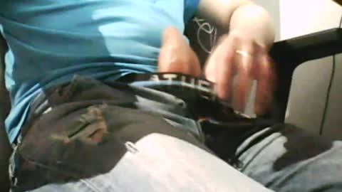Snapshot of zboubz chatting on 06-17-26, 11:27 zboubz online show from 06-17-26, 11:27