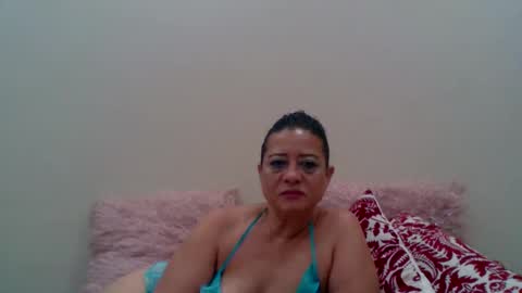 zebella02 online show from 02-12-25, 05:58