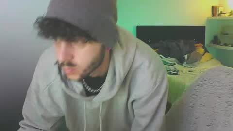 Snapshot of zedbooy chatting on 12-11-24, 12:55 Zed online show from 12-11-24, 12:55