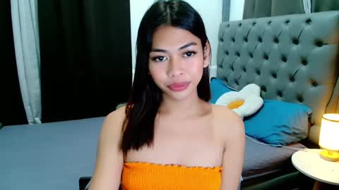 Snapshot of zeethefucker69 chatting on 12-21-24, 05:51 Zo online show from 12-21-24, 05:51