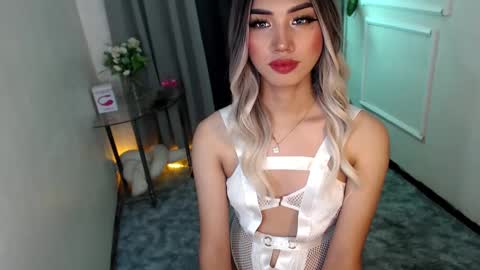 zelainalovetocum online show from 02-05-25, 05:09