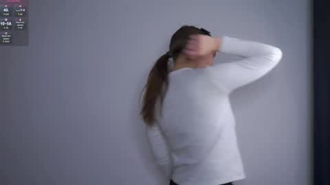 Emilia online show from 01-10-26, 12:56