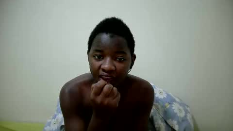 Snapshot of zellah chatting on 02-08-26, 11:35 zellah online show from 02-08-26, 11:35