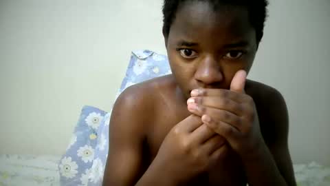 Snapshot of zellah chatting on 03-02-26, 02:36 zellah online show from 03-02-26, 02:36