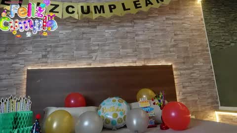 zenda_biancha online show from 04-15-26, 10:55