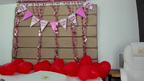 Zenda Evans online show from 02-16-26, 03:57