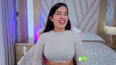 Zendaya  online show from 11-14-25, 12:04