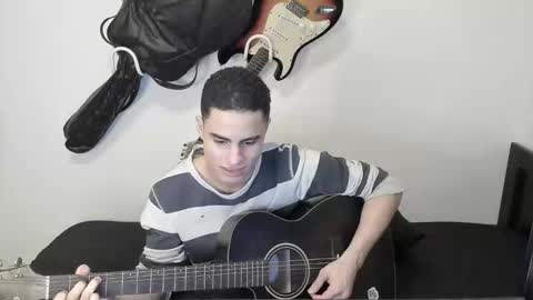 Snapshot of zenhzu chatting on 12-20-24, 01:47 zenzhu online show from 12-20-24, 01:47