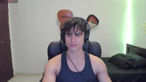 Snapshot of zenhzu chatting on 11-11-25, 10:43 zenzhu online show from 11-11-25, 10:43