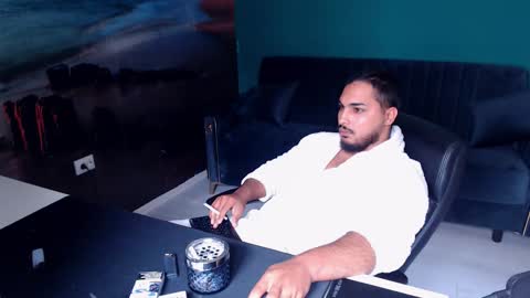 zenobaro online show from 10-17-25, 07:55