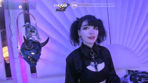Snapshot of zephirah_abney chatting on 12-17-24, 04:32 online show from 12-17-24, 04:32