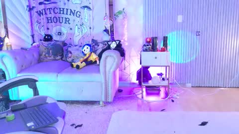    online show from 11-22-25, 03:00