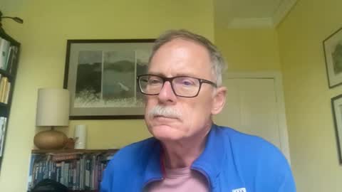 Snapshot of zephr1 chatting on 06-05-26, 12:33 zephr1 online show from 06-05-26, 12:33