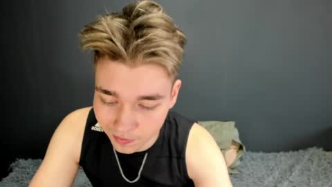 Ethan online show from 04-21-26, 02:51