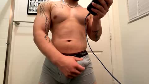 Snapshot of zerkorrip chatting on 11-04-25, 05:28 Rob online show from 11-04-25, 05:28