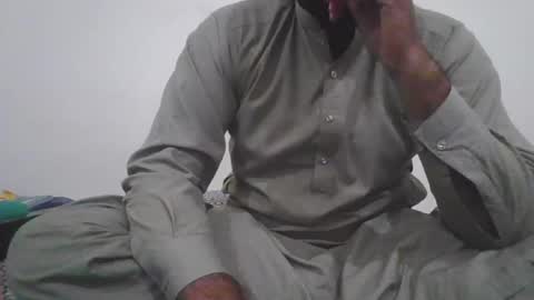 zes6363 online show from 10-29-25, 04:42