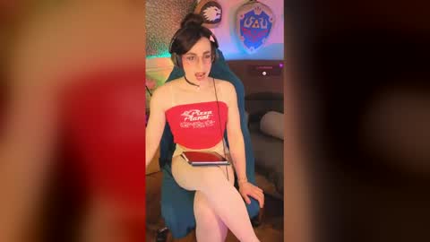 Snapshot of zesty_peach chatting on 05-23-26, 06:34 zesty_peach online show from 05-23-26, 06:34