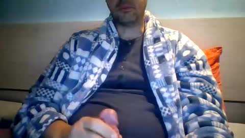 Snapshot of zeus00811 chatting on 12-05-24, 06:43 zeus online show from 12-05-24, 06:43