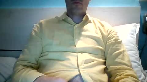 Snapshot of zeus00811 chatting on 10-01-25, 03:34 zeus online show from 10-01-25, 03:34