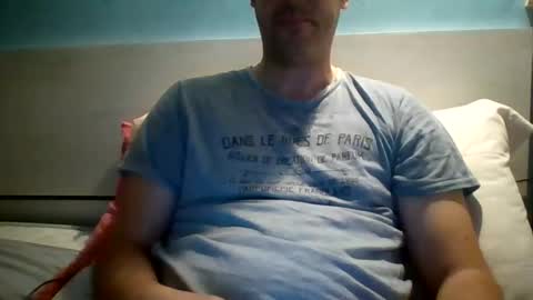 Snapshot of zeus00811 chatting on 10-29-25, 04:59 zeus online show from 10-29-25, 04:59