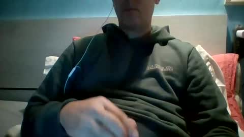 zeus online show from 11-01-25, 03:58