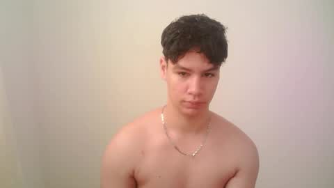 zeus_183 online show from 04-13-26, 03:17