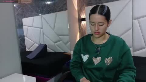 Snapshot of zhilakya chatting on 12-14-25, 11:26 Zhilakya online show from 12-14-25, 11:26