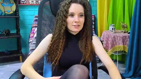 Snapshot of zianichols chatting on 02-11-25, 12:16 zianichols online show from 02-11-25, 12:16