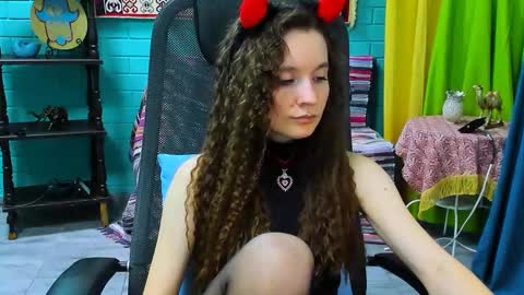 Snapshot of zianichols chatting on 03-11-25, 03:12 zianichols online show from 03-11-25, 03:12