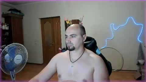 Ziesh online show from 07-14-26, 04:17