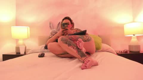Snapshot of zihaadams_ chatting on 05-04-26, 10:28 zihaadams_ online show from 05-04-26, 10:28