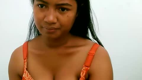 Snapshot of zina479102 chatting on 05-09-26, 05:01 elly online show from 05-09-26, 05:01