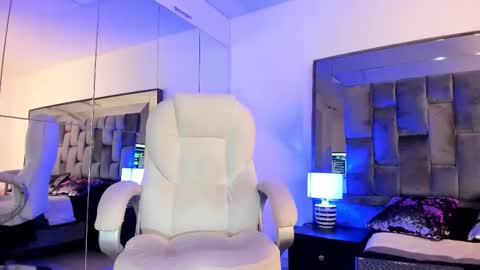 Nia  online show from 02-06-26, 11:35