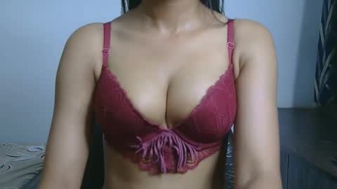 Snapshot of ziyaa_1 chatting on 06-09-26, 03:51 Ziyaa online show from 06-09-26, 03:51