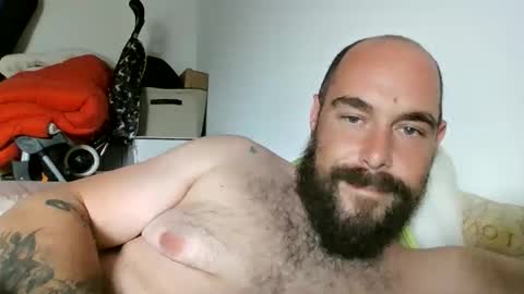 Snapshot of ziziriders chatting on 09-20-25, 01:12 good boys online show from 09-20-25, 01:12