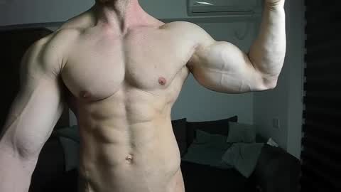 Snapshot of zkk123 chatting on 05-10-26, 08:25 Zack Blitz online show from 05-10-26, 08:25