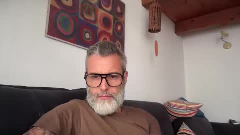 zkopa69 online show from 10-17-25, 07:33