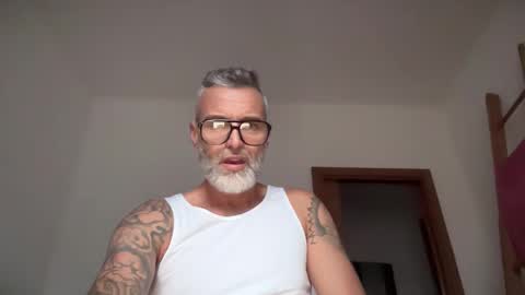 zkopa69 online show from 10-23-25, 02:05