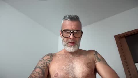 zkopa69 online show from 10-24-25, 02:57
