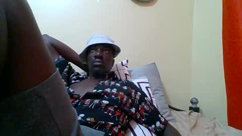 Zlatann2012 online show from 11-04-25, 04:06