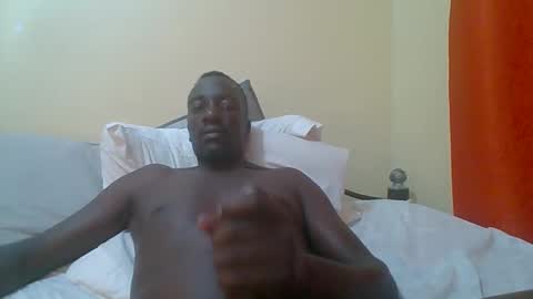 Zlatann2012 online show from 11-23-25, 04:07