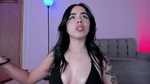 Snapshot of zoe6x chatting on 10-29-25, 01:57 zoe online show from 10-29-25, 01:57