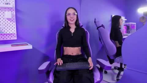 Snapshot of zoe_444_ chatting on 03-26-26, 03:56 Zoe online show from 03-26-26, 03:56
