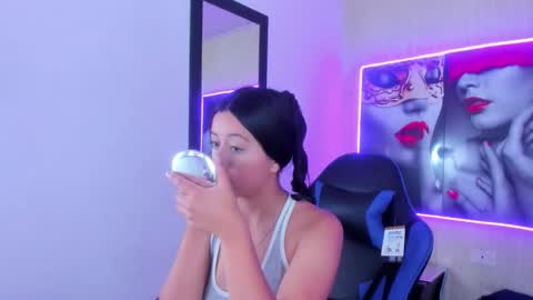 Z O E online show from 01-17-26, 07:50