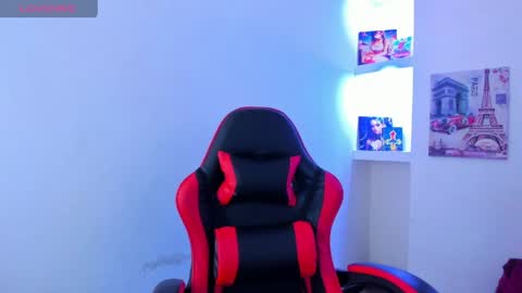 Z O E online show from 04-11-26, 08:35