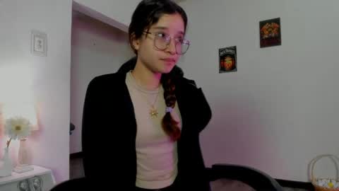 zoe_dear online show from 04-27-26, 06:17