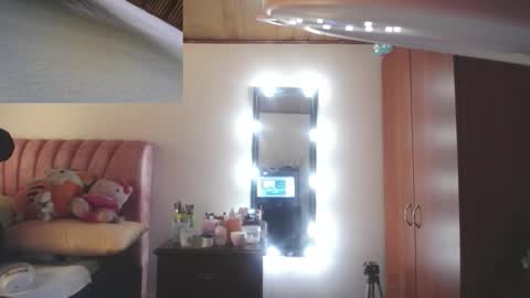 zoe hotxxx online show from 01-19-26, 01:04