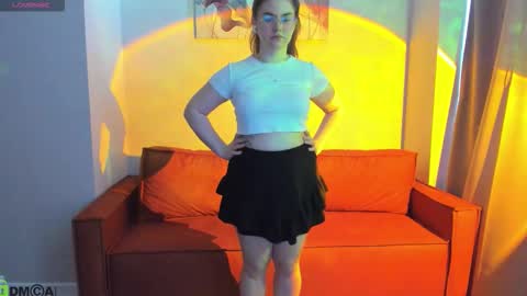 Zoe online show from 03-11-26, 01:44